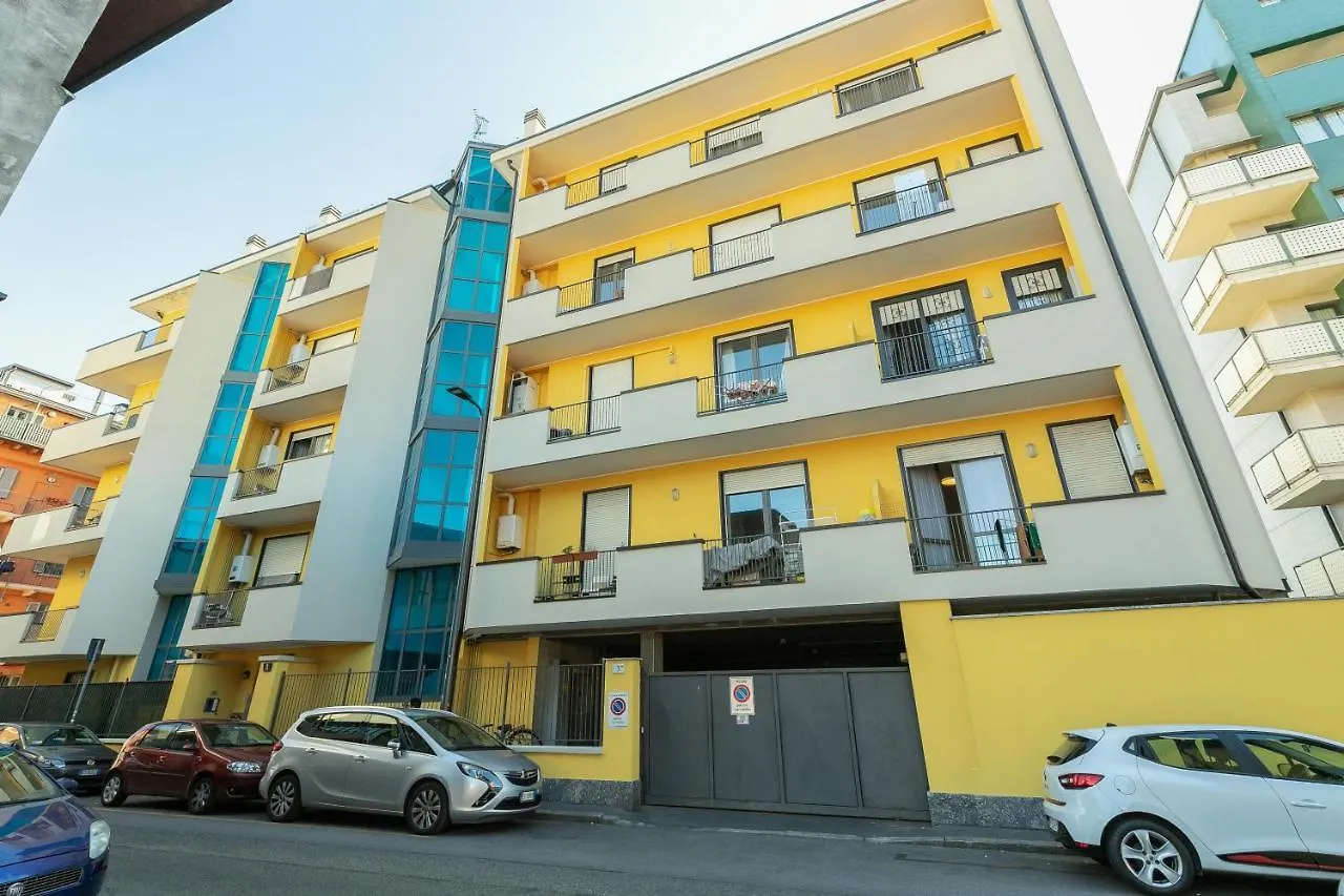 Апартаменты Alessia'S Flat - Affori Милан 0*,  Италия