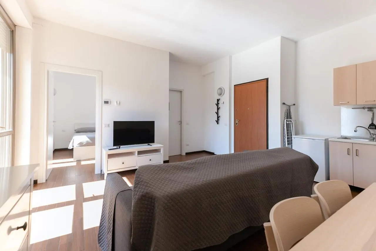 Alessia'S Flat - Affori Apartment Milan